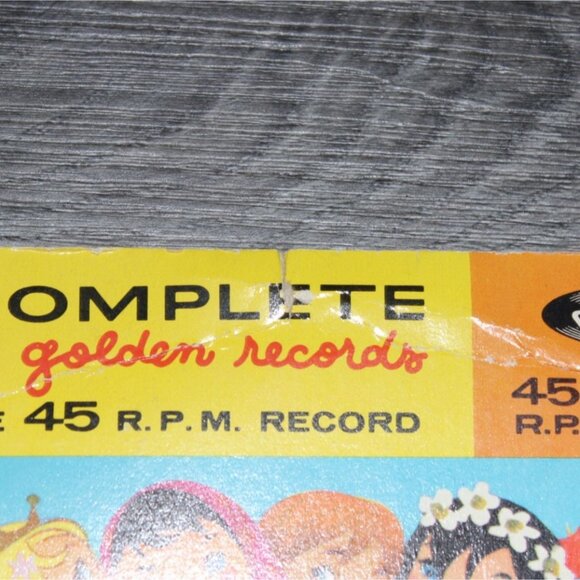 Vintage Little Golden Records 'Lets All Sing Together!' Childrens Vinyl Record-E - Picture 2 of 8